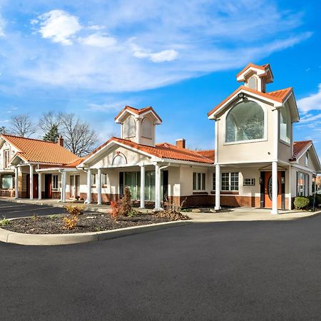 Village Haven Inn & Extended Stay Clarence Exterior photo