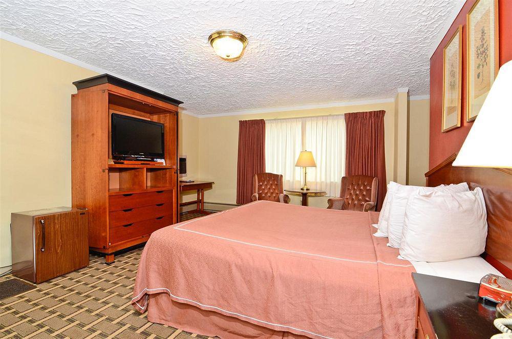 Village Haven Inn & Extended Stay Clarence Room photo