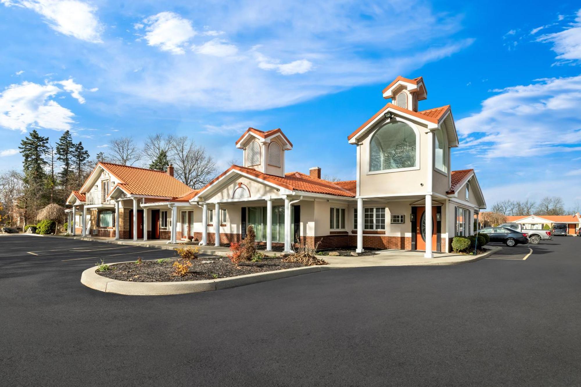 Village Haven Inn & Extended Stay Clarence Exterior photo