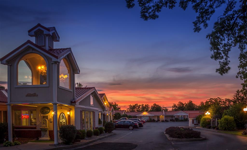 Village Haven Inn & Extended Stay Clarence Exterior photo
