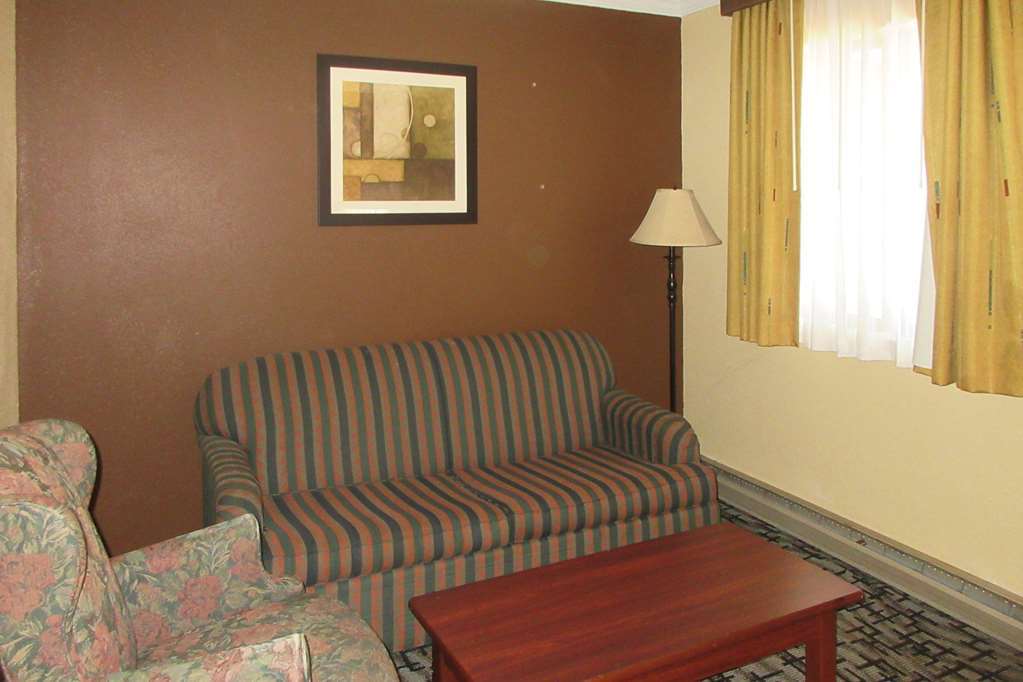 Village Haven Inn & Extended Stay Clarence Room photo